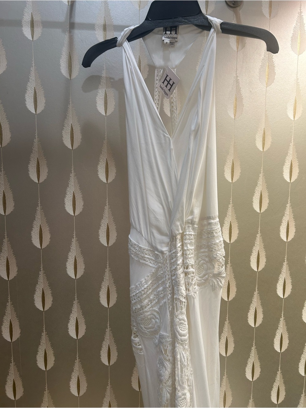 Haute Hippie White Embroidered V-Neck Wedding Dress - Picture 5 of 5